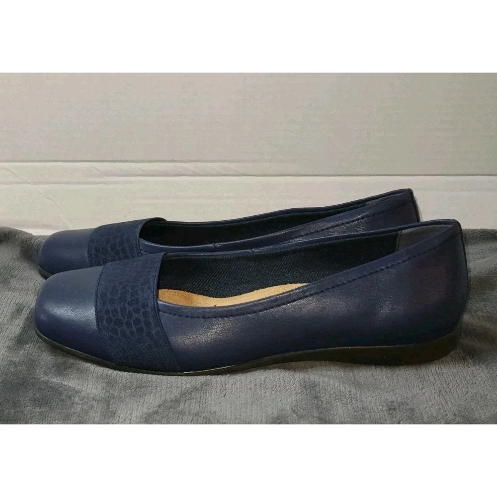 Trotters Samantha‎ Navy Women's Slip On 10WW Loafers T1812-400